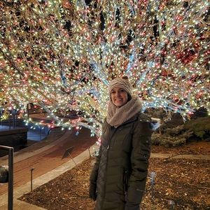 Meet your Posher, Chrissy